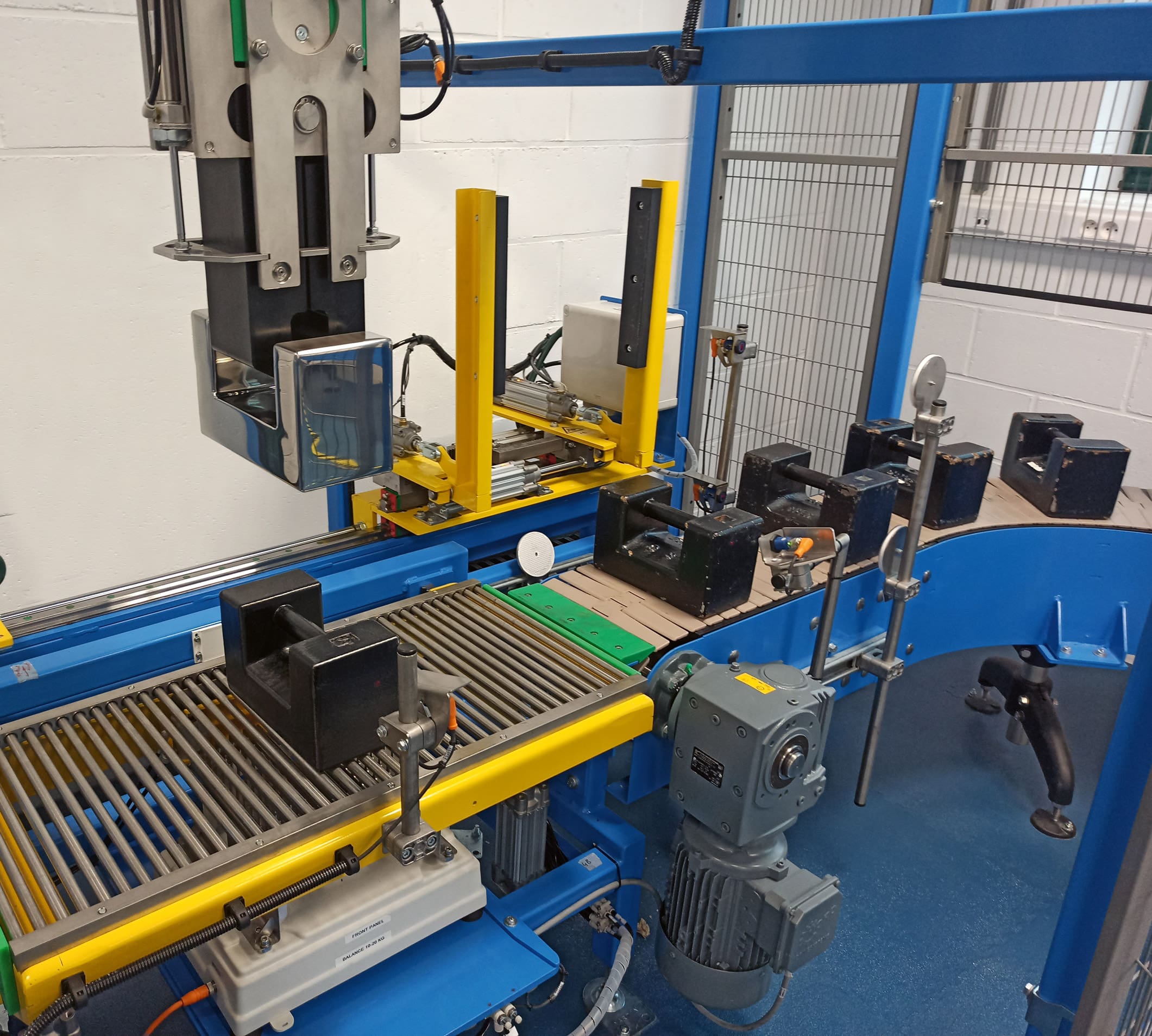 BNL_Mech_MassaRobot10-50kg_082350_bewerkt